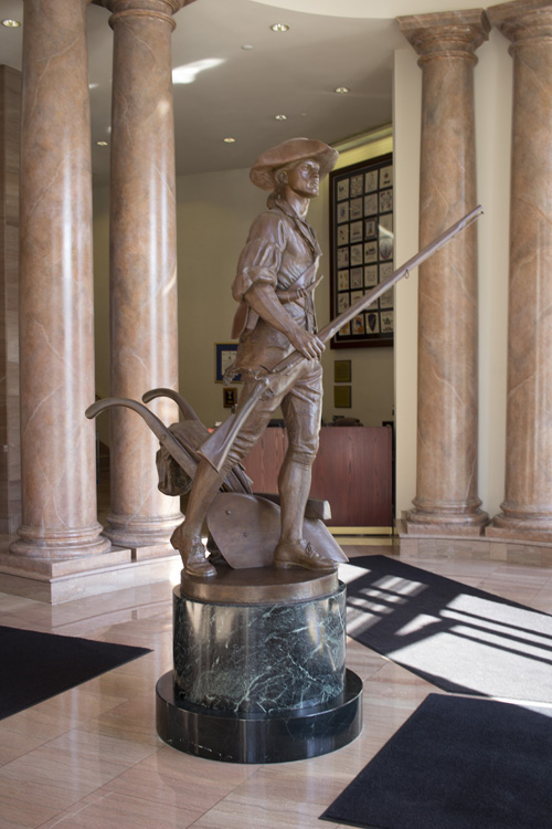 Statue3